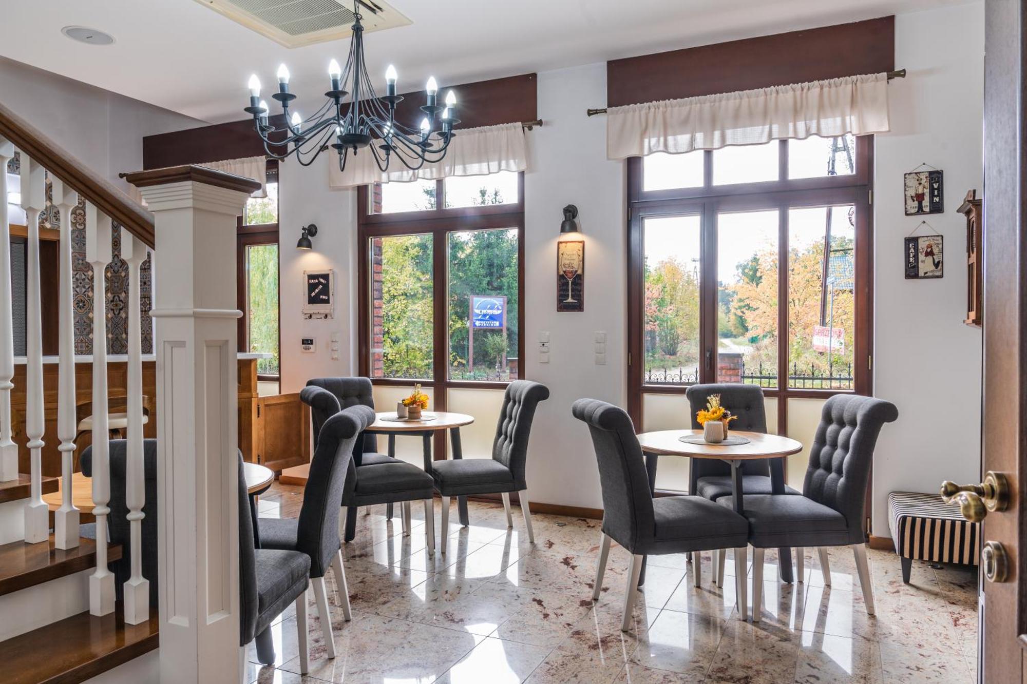 Hotel Biala Koszula Tleń Exteriér fotografie